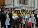 résistants sur le parvis de l'Hotel de Ville de Paris